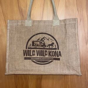 Kona Ice 2023 Konvention Burlap Bag
Large, Gently Used